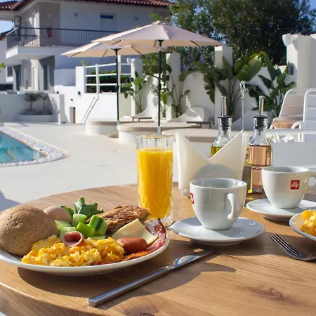 Two Bedroom At Ampelia Kassandra فندق